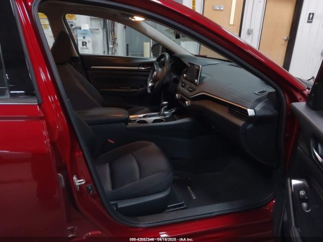 1N4BL4DW5LC240482 Nissan Altima Sv Intelligent Awd