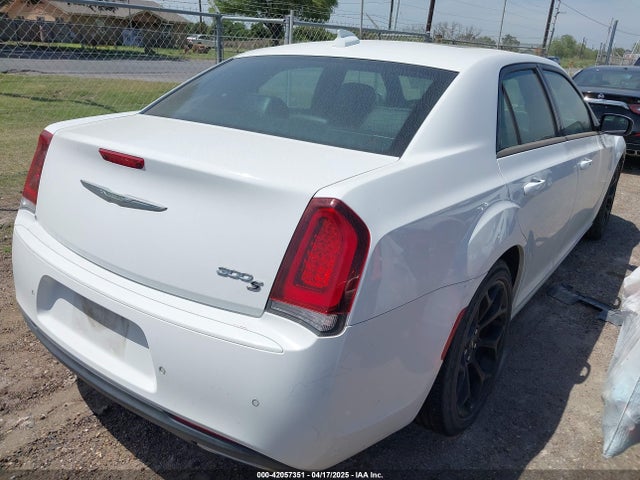 Chrysler 300 300s 2019 2C3CCABG2KH604978 Image 4