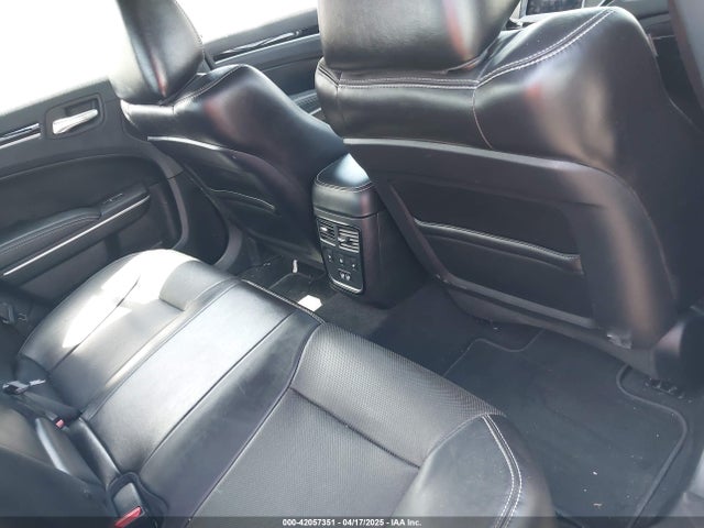 Chrysler 300 300s 2019 2C3CCABG2KH604978 Image 8
