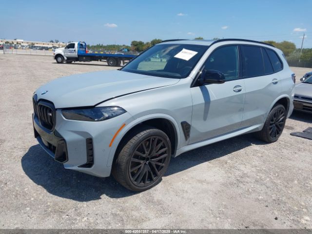 2025 BMW X5 5UX33EU04S9W64021 Photo 1