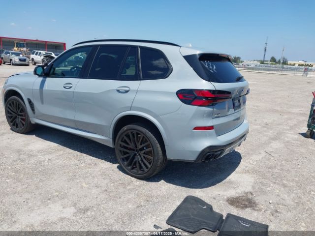 2025 BMW X5 5UX33EU04S9W64021 Photo 2