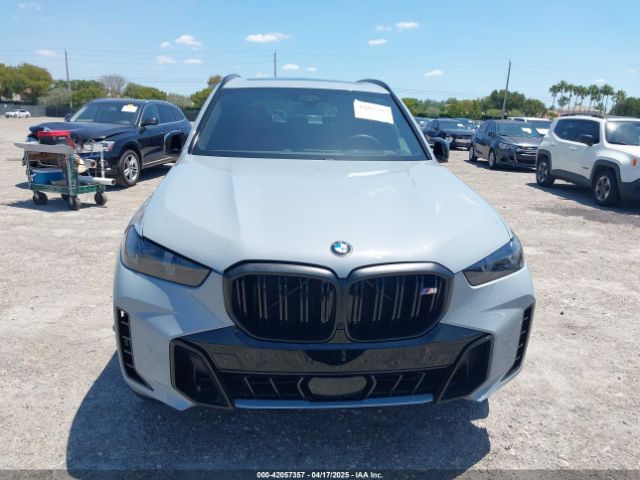 2025 BMW X5 5UX33EU04S9W64021 Photo 5