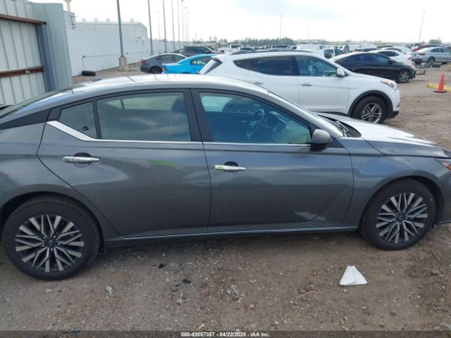1N4BL4DW7SN351134 Nissan Altima Sv Awd