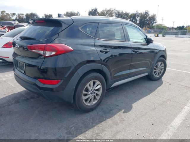 KM8J33A40JU817196 Hyundai TUCSON SEL