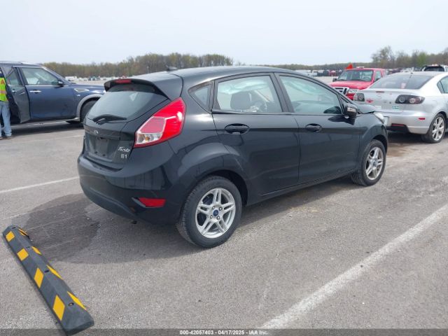 3FADP4EJ3JM132132 Ford FIESTA SE