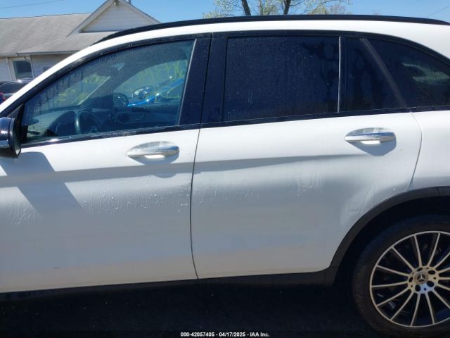 W1N0G8DB8MV318424 Mercedes-Benz Glc 300 Suv