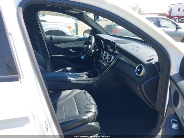 W1N0G8DB8MV318424 Mercedes-Benz Glc 300 Suv