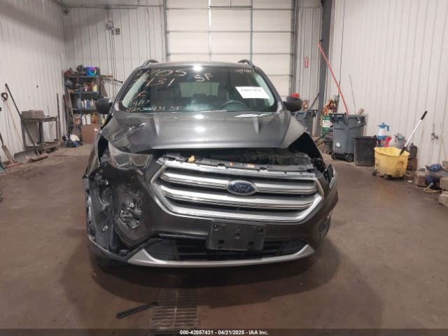 1FMCU9G98HUD68307 Ford ESCAPE SE