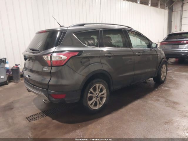 1FMCU9G98HUD68307 Ford ESCAPE SE