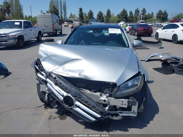 55SWF4JB5GU117647 Mercedes-Benz C-Class
