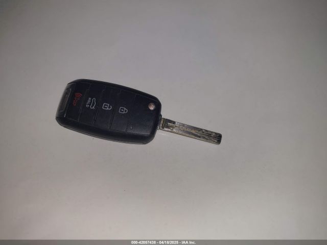 KNADM4A38G6542067 KIA RIO LX