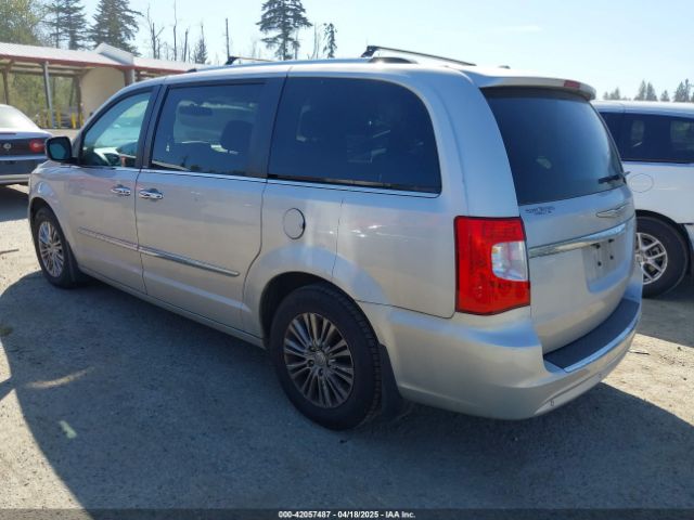 2011 CHRYSLER TOWN & COUNTRY 2A4RR6DG4BR667311 Photo 2