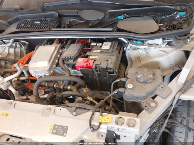 WB533CF05RCN46247 BMW Ix