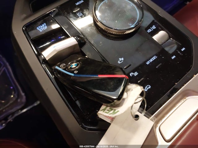 WB533CF05RCN46247 BMW Ix