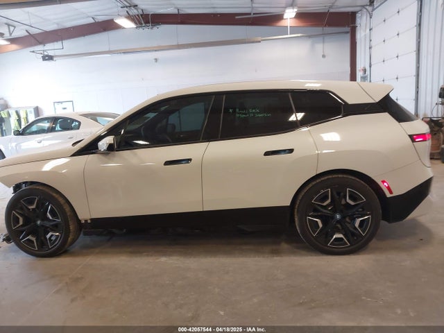 WB533CF05RCN46247 BMW Ix