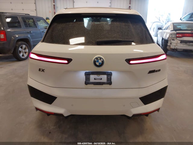 WB533CF05RCN46247 BMW Ix