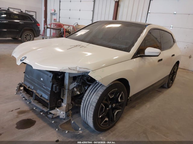 WB533CF05RCN46247 BMW Ix