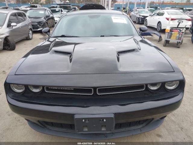 2C3CDZAG9GH153066 Dodge Challenger Sxt