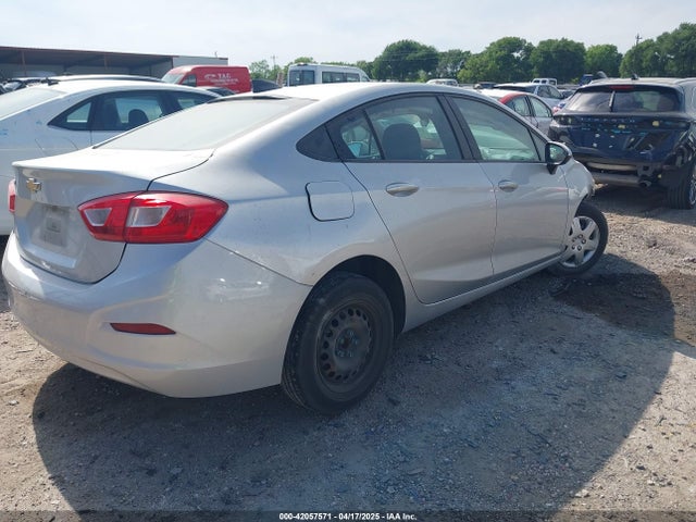 1G1BC5SMXH7265369 Chevrolet Cruze Ls Auto