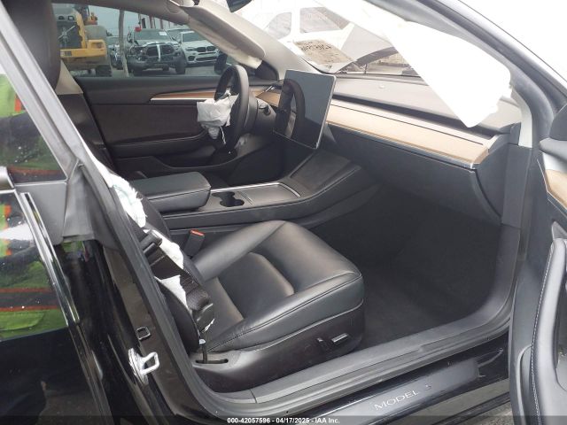 5YJ3E1EA7NF314744 Tesla Model 3 Rear-wheel Drive