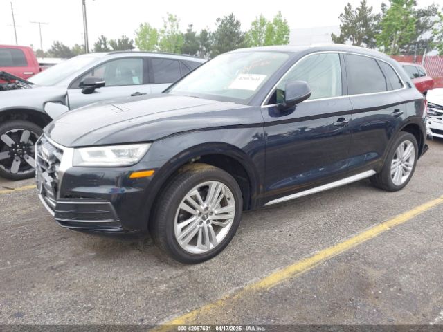 WA1BNAFY5K2049080 Audi Q5 45 Premium
