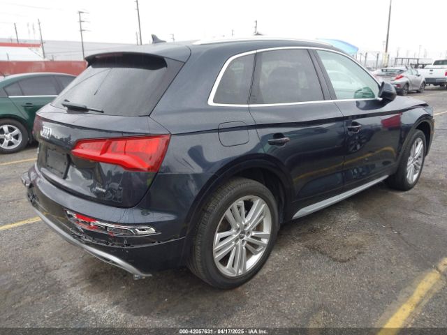 WA1BNAFY5K2049080 Audi Q5 45 Premium