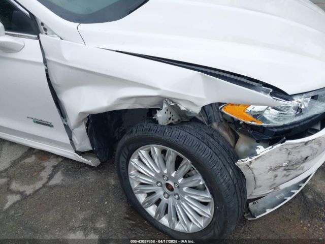3FA6P0PUXGR144976 Ford Fusion Energi Se Luxury