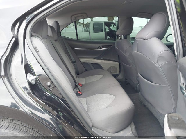 4T1C11AK8MU421894 Toyota CAMRY LE