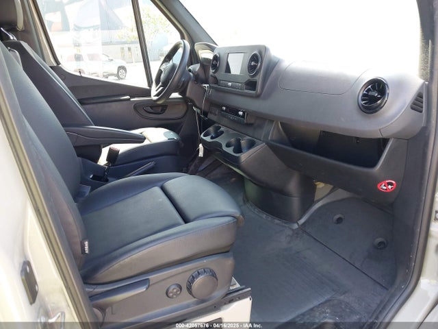 W1Y70BGY5NT095162 Mercedes-Benz m274