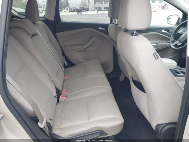 1FMCU0GDXHUE37157 Ford ESCAPE SE