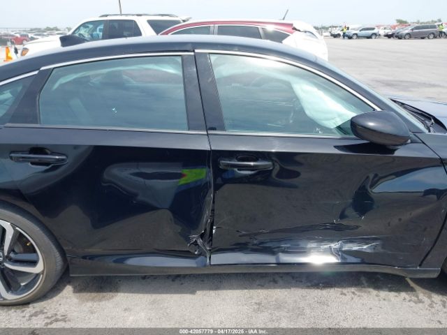 1HGCV3F24NA006377 Honda Accord Hybrid Sport