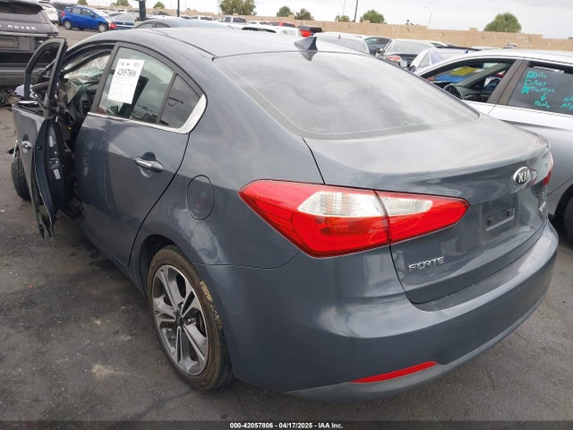 KNAFX4A84E5111613 KIA FORTE EX