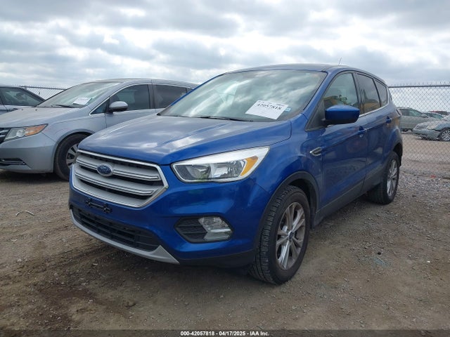1FMCU0GD2KUB49611 Ford ESCAPE SE