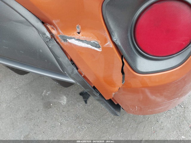 KMHTC6AE4GU303413 Hyundai Veloster Turbo