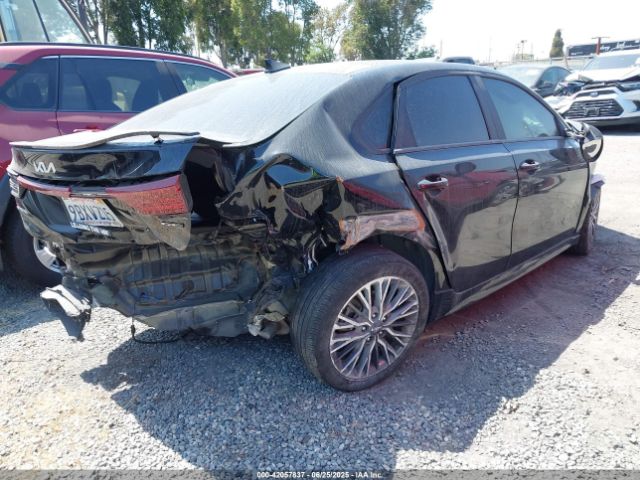 3KPF54AD9NE498735 KIA mpi nu