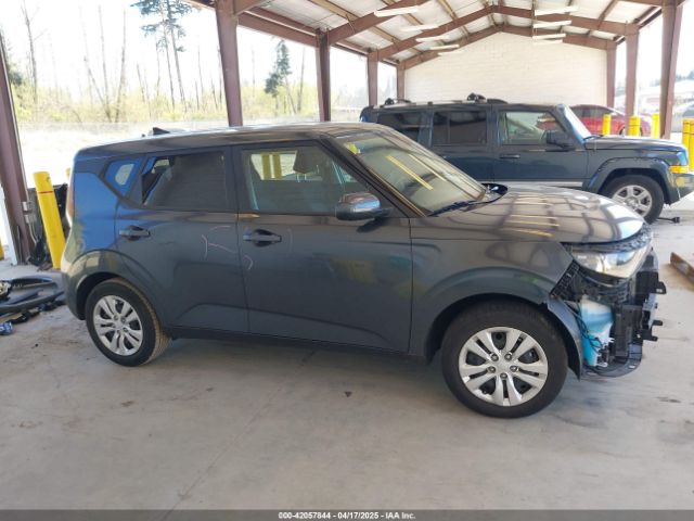 KNDJ23AU6P7198389 KIA SOUL LX