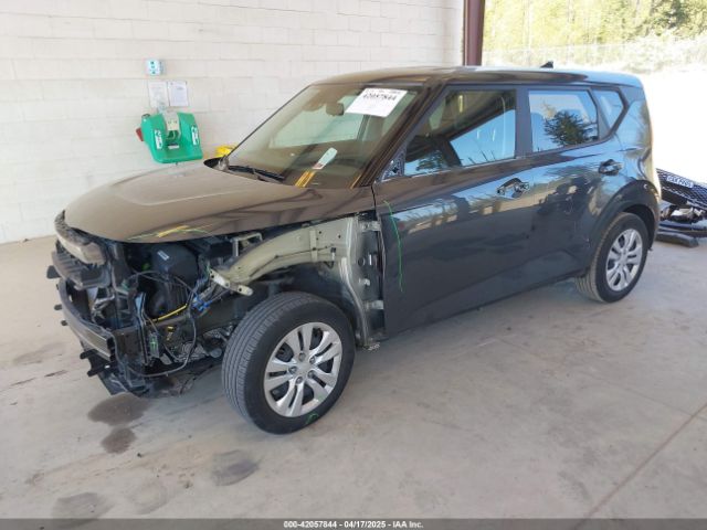 KNDJ23AU6P7198389 KIA SOUL LX