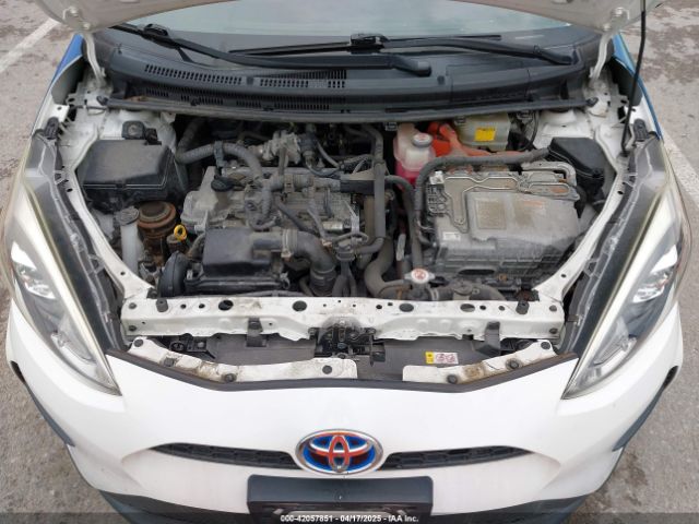 JTDKDTB36J1615394 Toyota Prius C Two