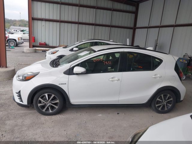 JTDKDTB36J1615394 Toyota Prius C Two