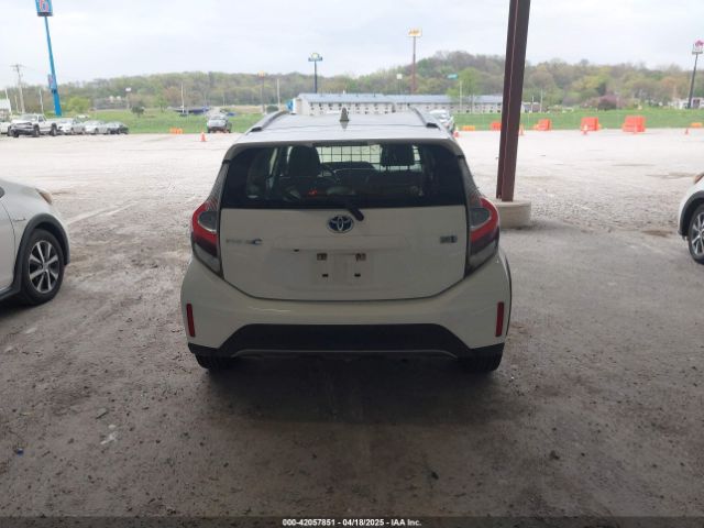 JTDKDTB36J1615394 Toyota Prius C Two