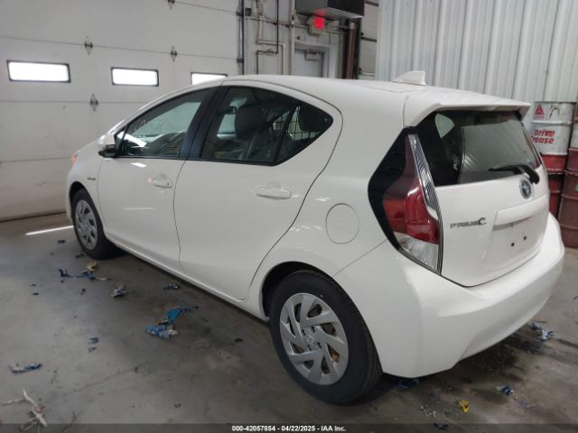 JTDKDTB33G1121793 Toyota Prius C Two