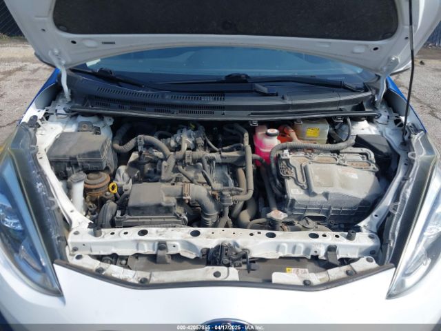 JTDKDTB33J1599980 Toyota Prius C Two