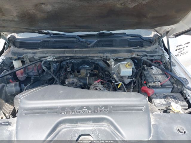 3C6UR4HJ9KG600789 RAM 2500 Tradesman  4x2 8' Box