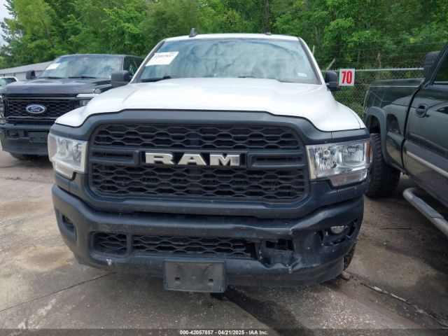 3C6UR4HJ9KG600789 RAM 2500 Tradesman  4x2 8' Box