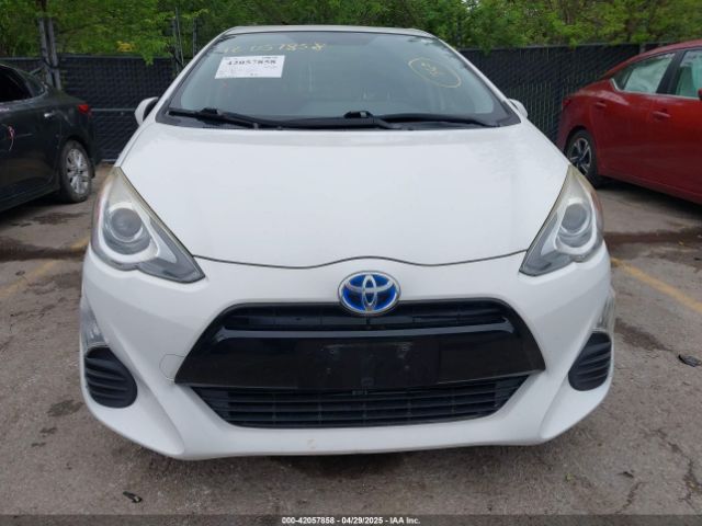 JTDKDTB32G1125978 Toyota Prius C Two