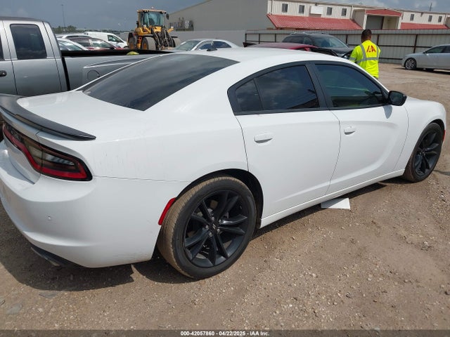 2C3CDXBG2GH333184 Dodge Charger Se