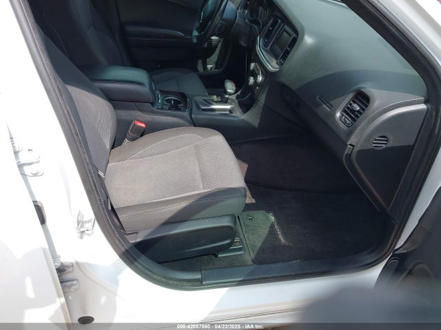 2C3CDXBG2GH333184 Dodge Charger Se