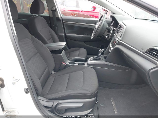 5NPD74LF4LH622614 Hyundai ELANTRA SE