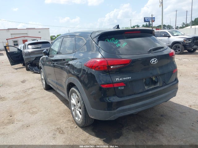 KM8J23A49MU404586 Hyundai TUCSON SE