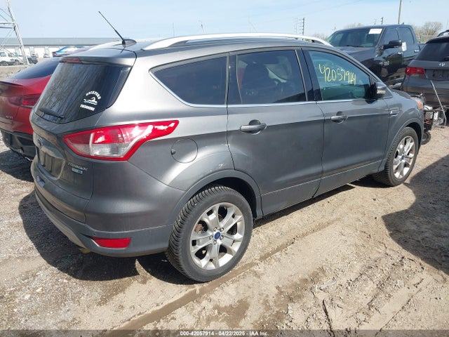 1FMCU9J98EUB66961 Ford Escape Titanium
